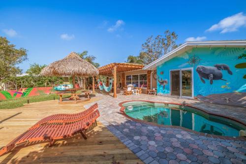 Anona Villa | Waterfront Cove Paradise with Pool and Canoes - Dolphin and Manatee Viewpoint