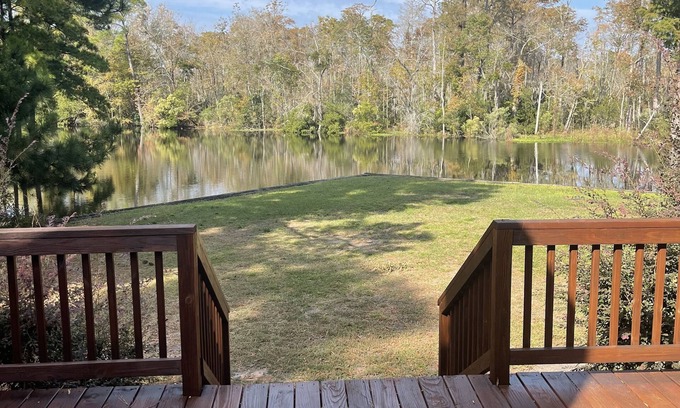 River Bend House | Waterfront Cozy Casita near historical Newbern on the Neuse River