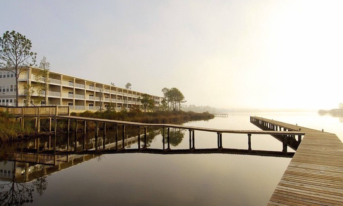 Foley Condo | Waterfront - great fishing, peaceful & quiet, yet close to Tanger Outlets & OWA