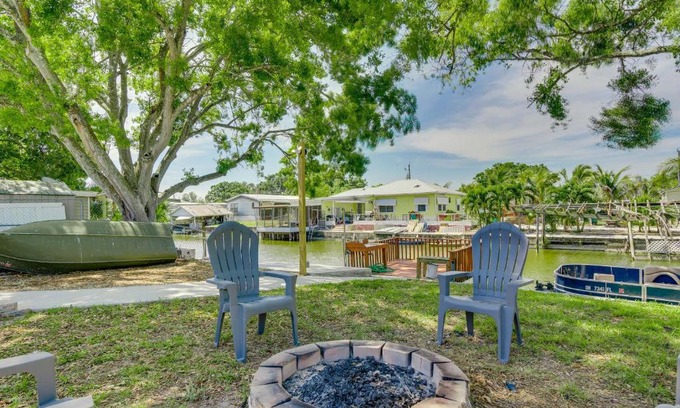 Buckhead Ridge House | Waterfront Okeechobee Getaway with Backyard Dock!