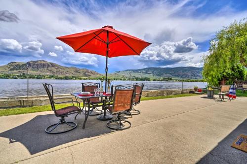 Oroville House | Waterfront Osoyoos Lake Cottage with Beach and Patio!