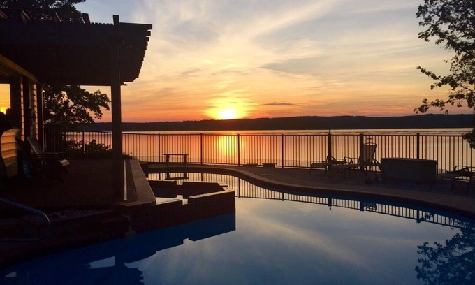 Elkton House | Waterfront: Panoramic Views/Pickleball coming soon/Hot Tub/Pool/Sleeps 16