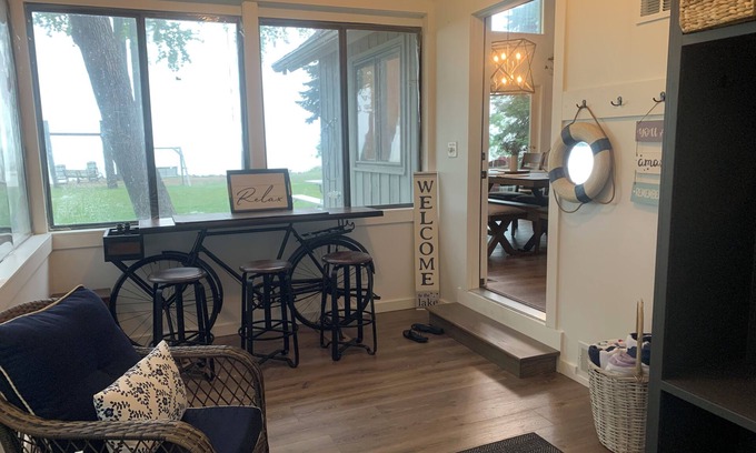 Saginaw Bay House | Waterfront retreat; open concept; remodeled; perfect for large families!