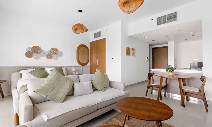 Al Raha Beach Apartment | Waterfront Studio with Pool & Gym in Al Raha Beach – Near Yas Island