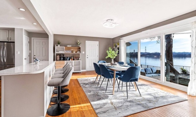 Jeffersonville House | Waterfront|Views|Newspaper featured|Theater|Hot Tub|Pets|Sauna|Luxe Amenities