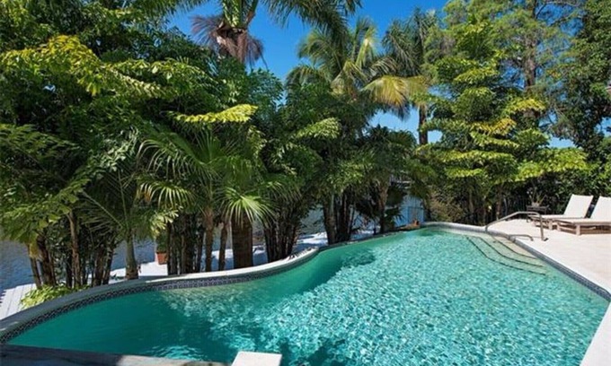 Aqualane Shores House | Waterfront, walk to beach and downtown Naples, Coveted Aqualane Shores Pool Home
