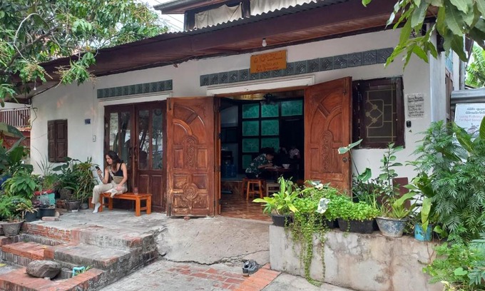Luang Prabang Hostel | Watthat & Maladreds GUESTHOUSE dorm 1