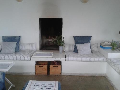 Paternoster Apartment | Waves