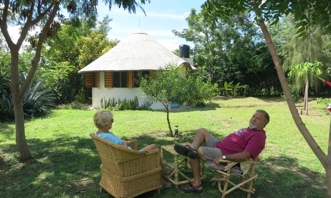 Rusinga Island Hotel | Wayando Beach Eco Lodge