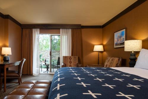 Bishop Hotel | Wayfinder Bishop