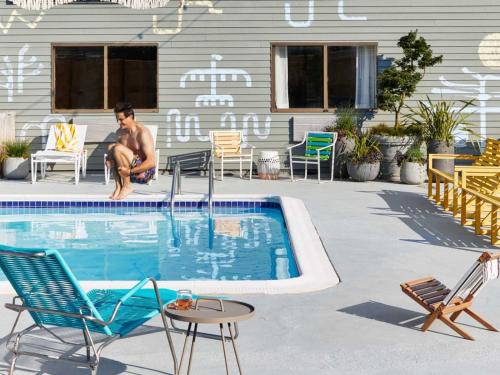 Newport Hotel | Wayfinder Newport