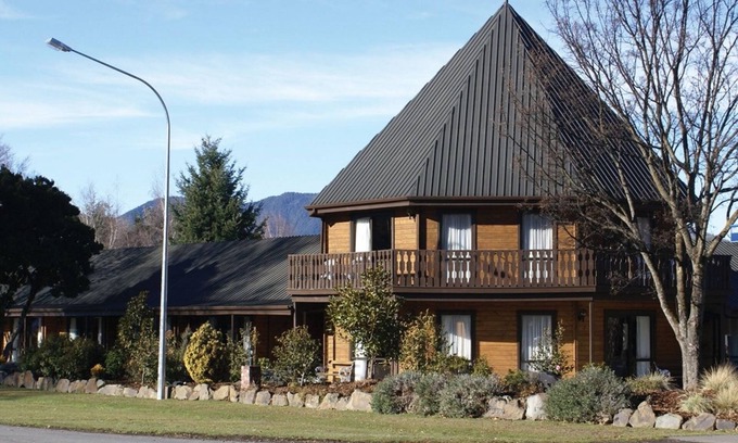 West Coast Region House | We are just about 3 minutes from city centre of Arthurs Pass