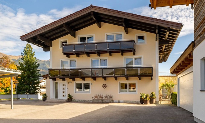 Hollersbach im Pinzgau Apartment | Weberbauer by Interhome