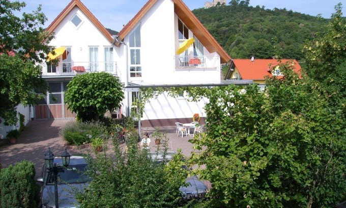 Neustadt-Hambach Apartment | Weingut & Ferienwohnungen Müller-Kern