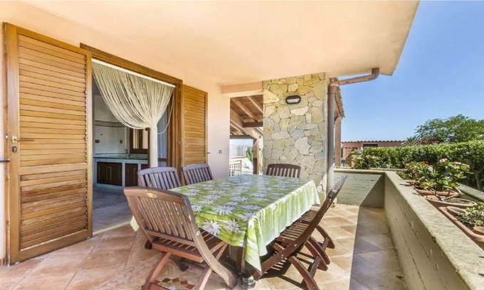 Solfarelli Villa | WELL-LIT MEDITERRANEAN VILLA WITH VERANDA AND GARDEN ONLY 50 METERS FROM THE SEA