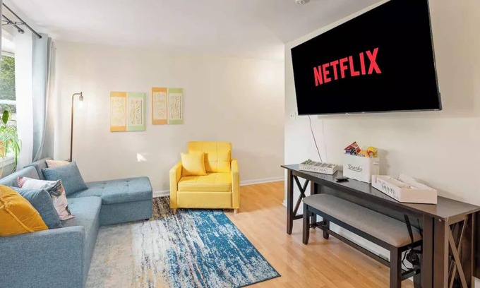 Foxcroft Square House | Welcome to cozy Cricket’s Cove!