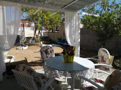 Elafonisos House | Welcome to Giouli's home !