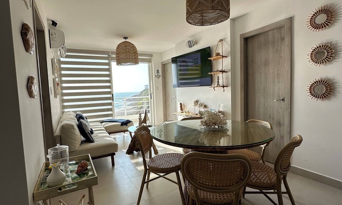 Playas Apartment | Welcome to my little seaside retreat!
