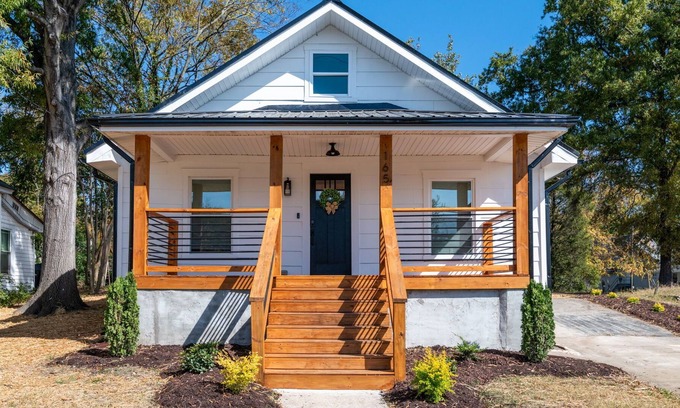 Concord House | Welcome to our cozy, luxury, centenarian home.
