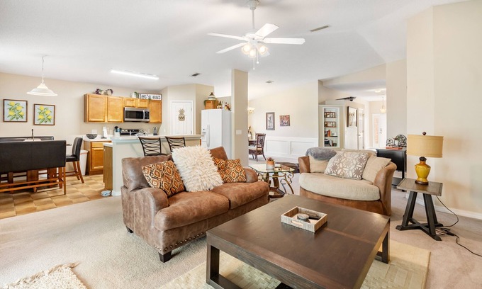 Milton House | Welcome to Our Home - Pace/Pensacola - Pet friendly - Close to beaches!