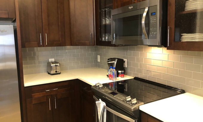 Columbia Apartment | Welcome to RnR suites!