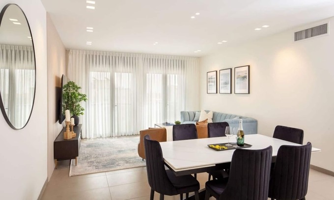 Emek Refaim Apartment | Welcome to «The Onyx» by MPJ vacation Rentals Ltd