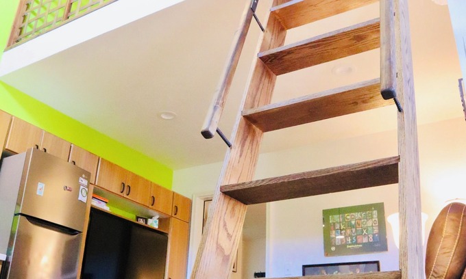 Four Corners Apartment | Welcome to the Treehouse, With Beautiful Views of the Bridger Mountain Range.