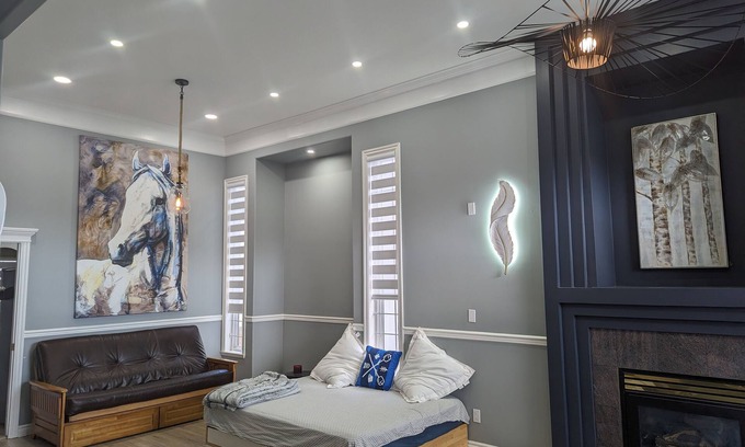 Surrey Newton House | Welcome to this spacious and luxury 4bed 3 bath