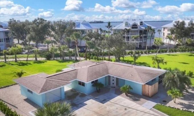 Cape Haze House | Welcome to your coastal getaway!