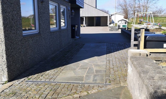 Karmoy Apartment | Welcoming 2-bedroom apartment with WiFi in charming Karmøy