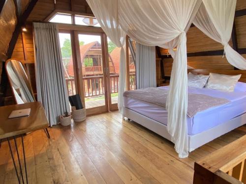 Uluwatu Ski Chalet | Welcoming and comfortable chalet in center Uluwatu