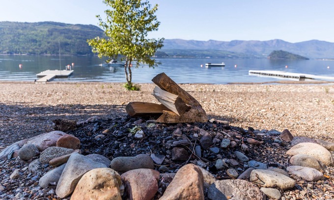 Celista Condo | Welcoming family-friendly lake front condo on the beautiful, sunny Shuswap Lake!