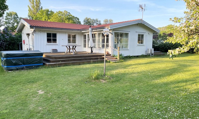 Stora Ror Ski Chalet | Well-maintained and nice cottage in popular Stora Rör, north of Färjestaden. | SE04052