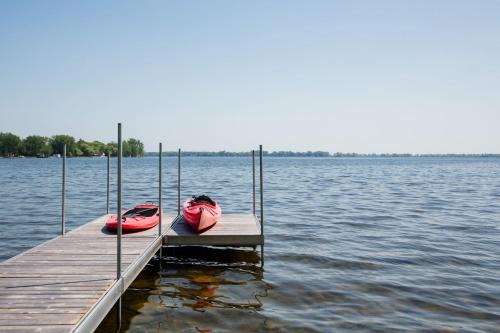 Carrying Place House | Wellers Landing - Prince Edward County Lakehouse