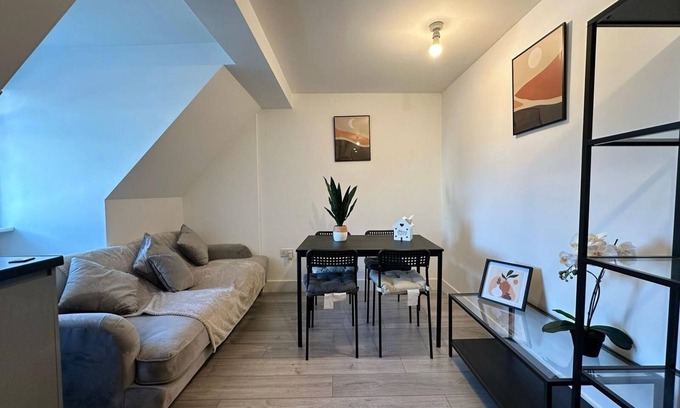 Barnhill Apartment | Wembley Stadium Serviced Apartments, 12mins to Central London