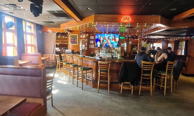 East Stroudsburg Hotel | Werry'S Cottages And Pub By OYO East Stroudsburg - Weekly Stays