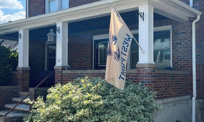Middle Hope House | West Point Family Retreat, 5 min walk to Thayer!