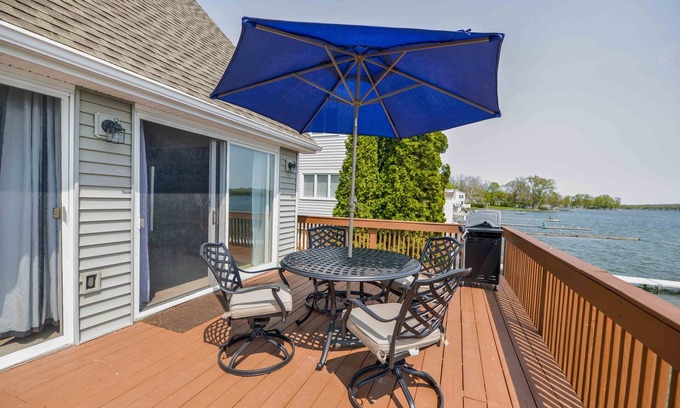 Geneseo House | West Side Story: "Panoramic Views and West Side Memories on Conesus Lake!"