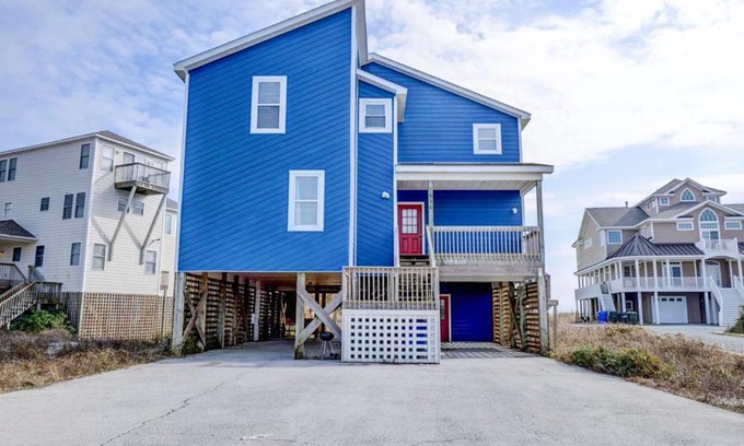 North Topsail Beach House | Whale Den