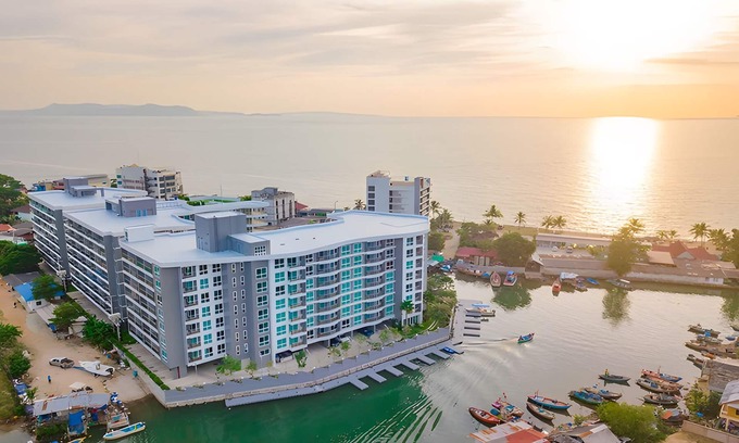 Na Chom Thian Condo | Whale Marina 2 Bedroom with Pool View Super Wi-fi 5G ★