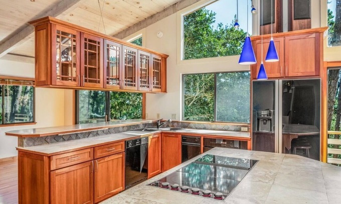 Del Monte Forest House | Whale Watch, Golf, Carmel Bch, Aquarium. Amazing Dlx Pble Bch 4/3 HOUSE. Slps 8.