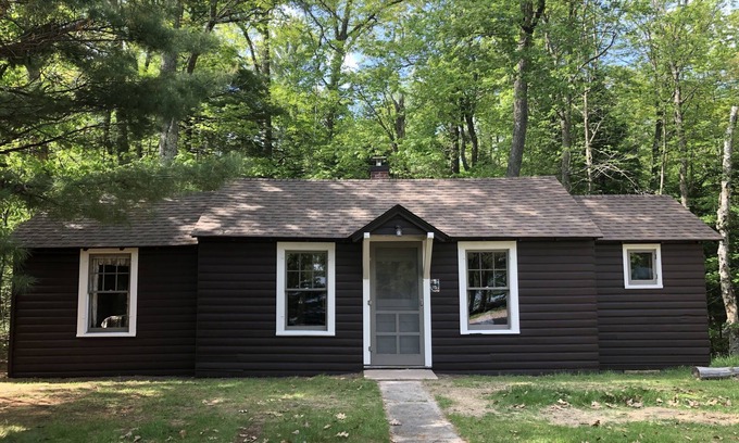 St Germain Cottage | Where eagles soar, the sun sets low and the deer are friendly.