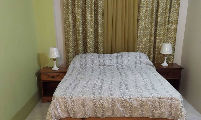 Kencot House | Where elegance, scenic views and experiences are all affordable.