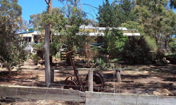 Mount Barker Other | Where The Gum Trees are Dog friendly but no children under eight.