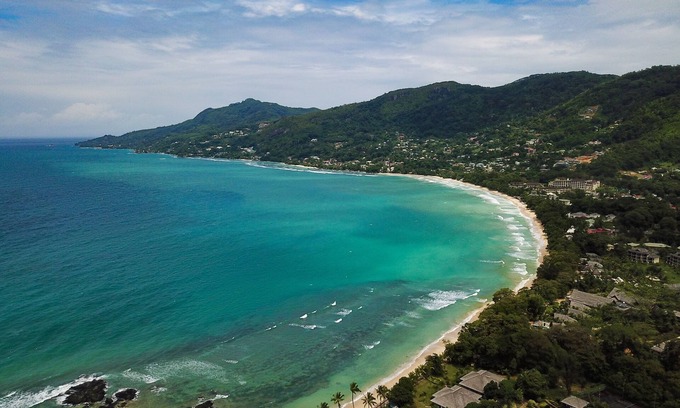 Beau Vallon Apartment | Whispering Palms Self Catering Apartment - Adults Only