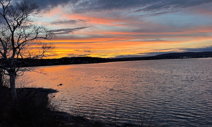 Owls Head House | Whispering Tides, on the shores of Rockland Harbor
