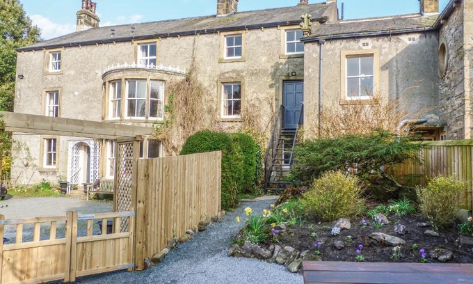 Giggleswick House | Whitefriars Lodge