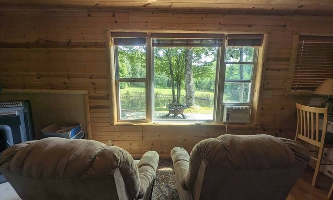 Glidden Cabin | Whole Cabin on the Trails!