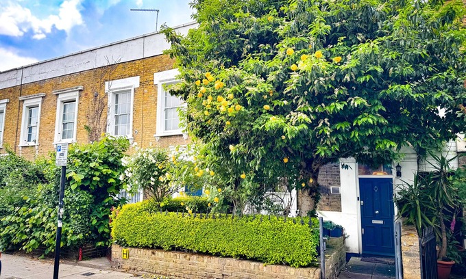 Haverstock House | Why rent a flat? Stay in a historic Victorian Cottage w/Private walled Garden