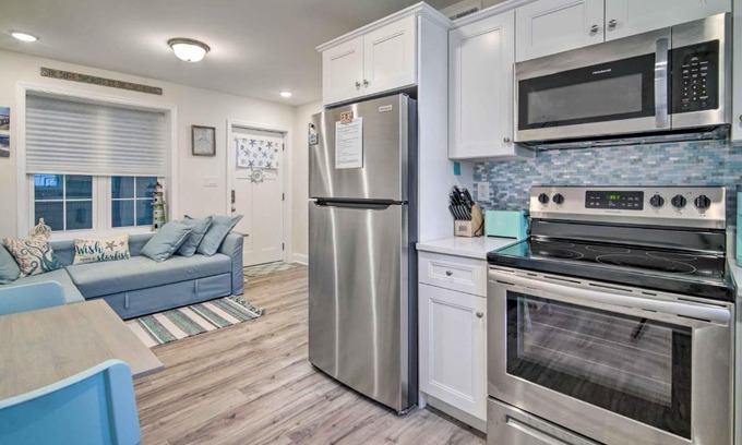 Cape May - Wildwood Apartment | Wildwood Ground-Floor Condo with Community Pool